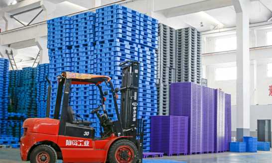 江苏轩盛塑业每年投入总收入5%研发塑料托盘等新品